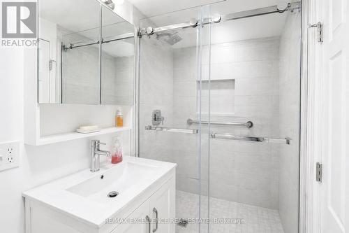 7256 Topping Road, Mississauga, ON - Indoor Photo Showing Bathroom