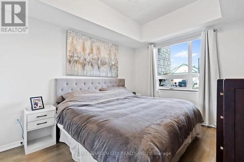 105 - 3998 Victoria Avenue, Lincoln (Lincoln-Jordan/Vineland), ON - Indoor Photo Showing Bedroom