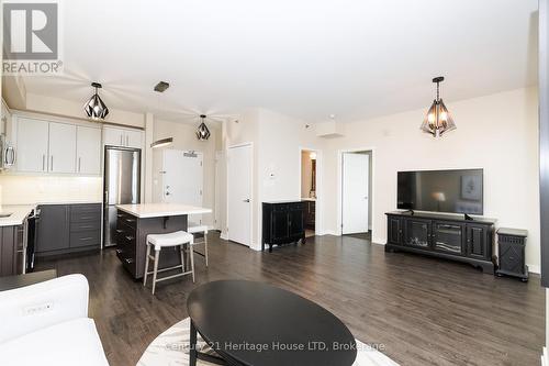 402 - 520 North Service Road, Grimsby (Grimsby Beach), ON - Indoor
