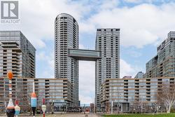 3916 - 15 ICEBOAT TERRACE Toronto, ON M5V 4A5