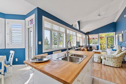 7660 Lichen Road, Anglemont, BC - Indoor Photo Showing Kitchen With Double Sink