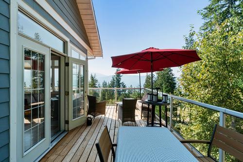 7660 Lichen Road, Anglemont, BC - Outdoor With Deck Patio Veranda With Exterior