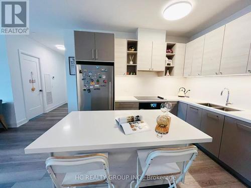 207 - 38 Gandhi Lane, Markham, ON - Indoor Photo Showing Kitchen With Double Sink With Upgraded Kitchen
