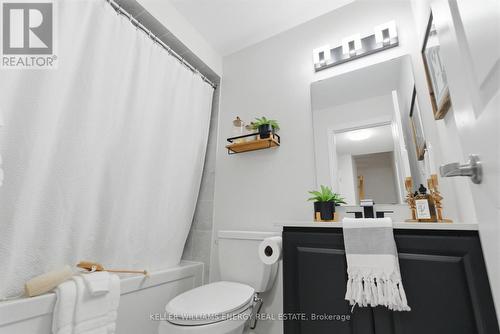 7 - 475 Beresford Path, Oshawa (Central), ON - Indoor Photo Showing Bathroom