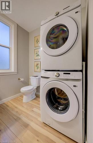 8 Spring Street E, Waterloo, ON - Indoor Photo Showing Laundry Room