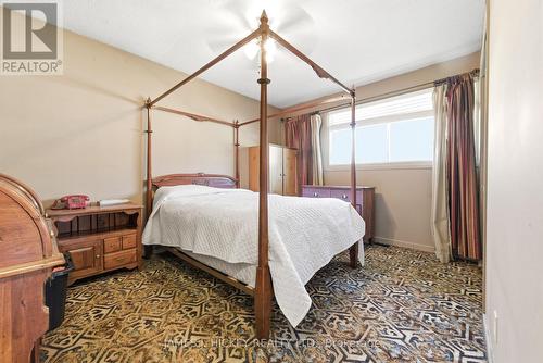38 Beach Avenue, Deep River, ON - Indoor Photo Showing Bedroom