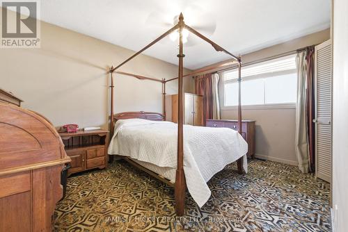 38 Beach Avenue, Deep River, ON - Indoor Photo Showing Bedroom