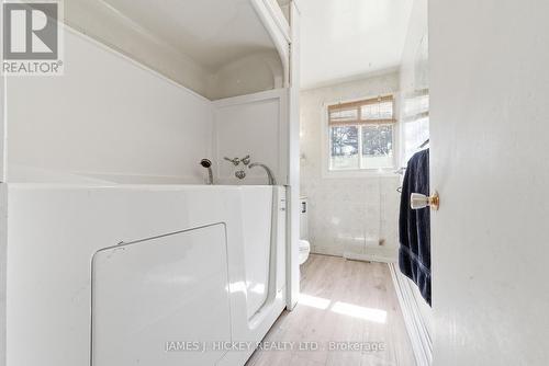 38 Beach Avenue, Deep River, ON - Indoor Photo Showing Other Room
