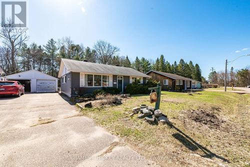 38 Beach Avenue, Deep River, ON - Outdoor