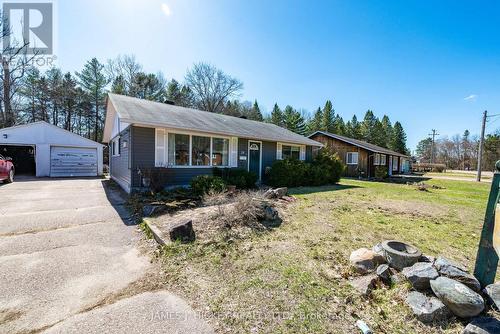 38 Beach Avenue, Deep River, ON - Outdoor