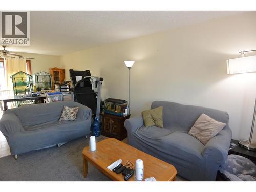 4465 Birch Crescent, Smithers, BC - Indoor Photo Showing Living Room