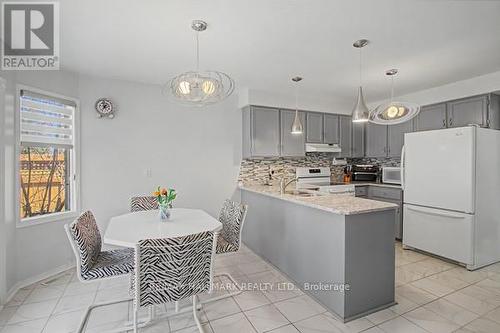 10 Haskell Crescent, Aurora, ON - Indoor