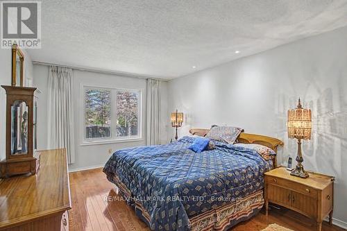 10 Haskell Crescent, Aurora, ON - Indoor Photo Showing Bedroom