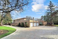 19 LIMCOMBE DRIVE Markham, ON L3T 2V6