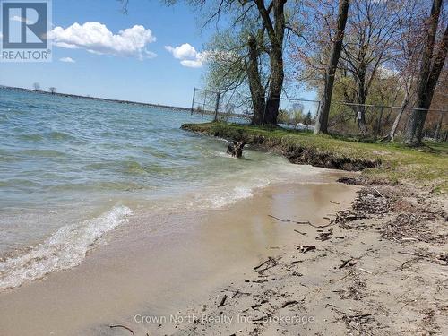 Lagoon City Residents Private Beach Area - 39 Turtle Path, Ramara, ON - Outdoor With Body Of Water With View