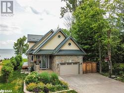 9 GREENWOOD FOREST ROAD Oro-Medonte, ON L0L 2E0