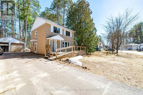 34 FARADAY CRESCENT  Deep River, ON K0J 1P0