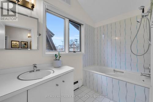 285 Fairmont Avenue, Ottawa, ON - Indoor Photo Showing Bathroom