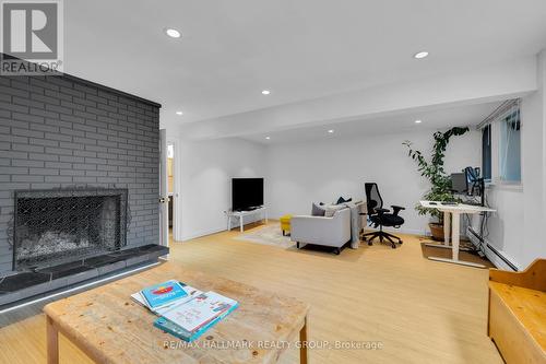 285 Fairmont Avenue, Ottawa, ON - Indoor Photo Showing Living Room With Fireplace