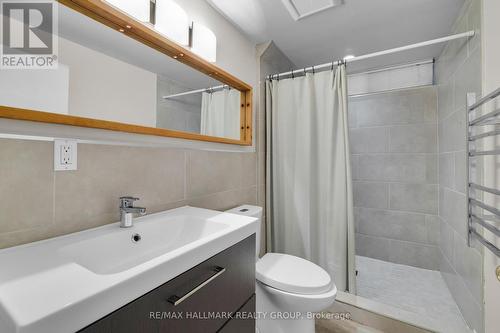 285 Fairmont Avenue, Ottawa, ON - Indoor Photo Showing Bathroom