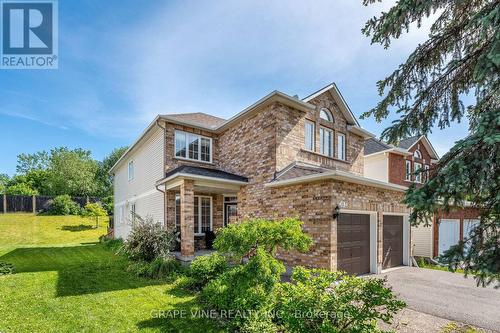 103 Rowallen Place, Ottawa, ON 
