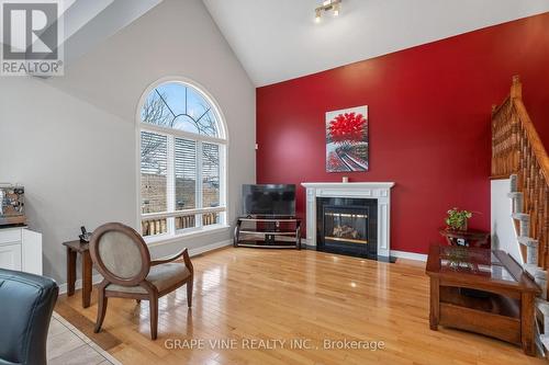 103 Rowallen Place, Ottawa, ON 