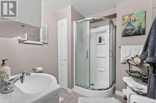 103 Rowallen Place, Ottawa, ON 