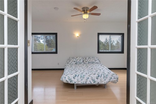 24 Vickery Rd, View Royal, BC 