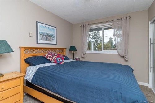 5384 Miller Rd, Duncan, BC 