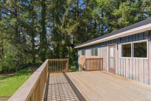 1747 Cedar Rd Ne, Nanaimo, BC 