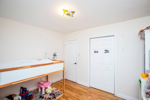 Chambre à coucher - 5719 Av. Smart, Côte-Saint-Luc, QC - Indoor