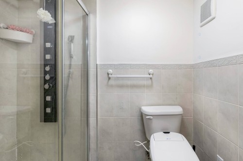 Sous-sol - 5719 Av. Smart, Côte-Saint-Luc, QC - Indoor Photo Showing Bathroom