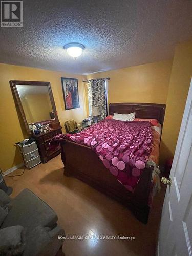 42 Wooliston Crescent, Brampton, ON - Indoor Photo Showing Bedroom