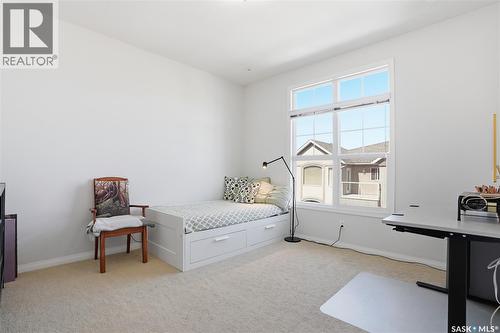 304 218 Heath Avenue, Saskatoon, SK - Indoor Photo Showing Bedroom