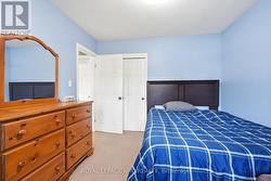 Second bedroom on main floor - 
