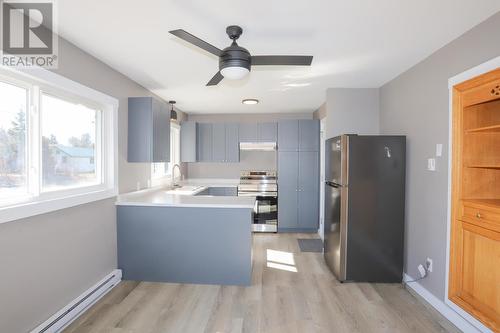 19 & 21 Cunningham St, Bruce Mines, ON - Indoor Photo Showing Kitchen