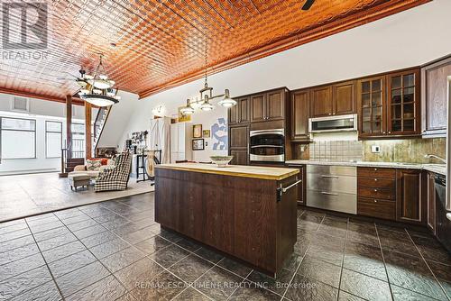 593-595 King Street E, Hamilton, ON 