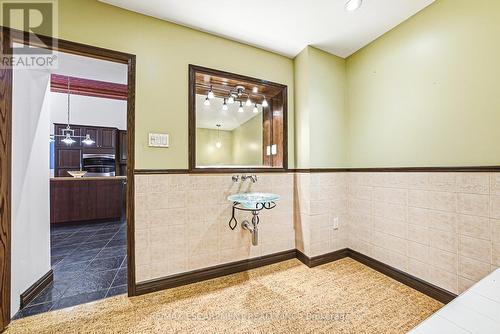 593-595 King Street E, Hamilton, ON 