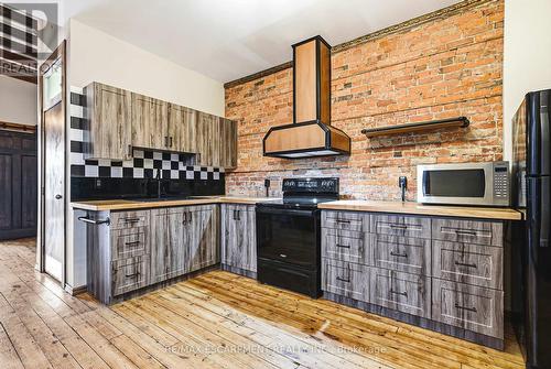 593-595 King Street E, Hamilton, ON 