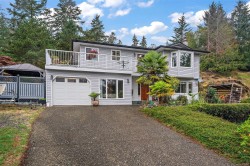 2197 Henlyn Dr Sooke, BC V9Z 0N5