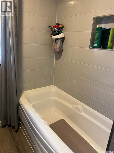 429 Third Street, Estevan, SK - Indoor Photo Showing Bathroom
