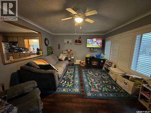 429 Third Street, Estevan, SK - Indoor