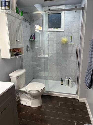 429 Third Street, Estevan, SK - Indoor Photo Showing Bathroom