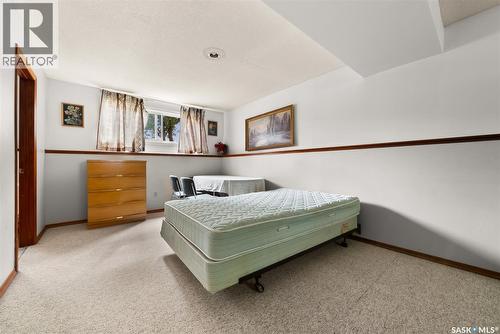1015 12Th Avenue E, Regina, SK - Indoor Photo Showing Bedroom