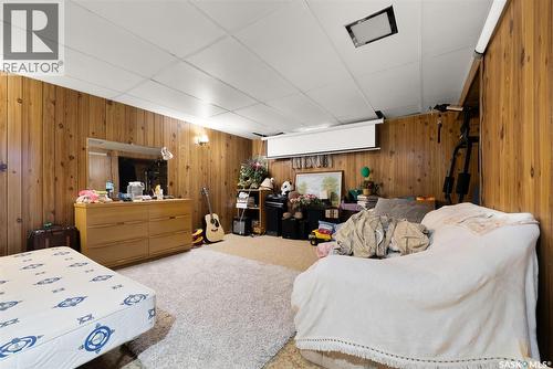 1015 12Th Avenue E, Regina, SK - Indoor Photo Showing Bedroom