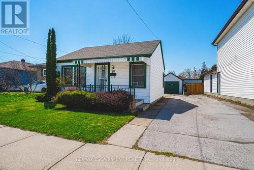 28 Munn Street, Hamilton, ON - Outdoor