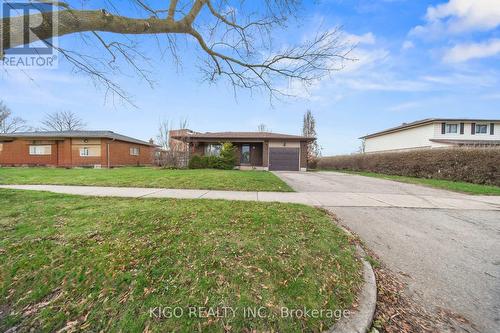42 Tupper Crescent, Kitchener, ON - Outdoor
