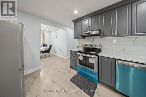 42 Tupper Crescent, Kitchener, ON - Indoor Photo Showing Kitchen