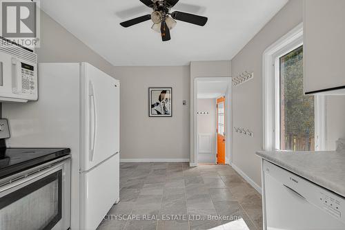 Side Entry Door - 39 Glenmorris Street, Cambridge, ON - Indoor Photo Showing Kitchen