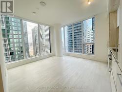 2214 - 35 MERCER STREET Toronto, ON M5V 0V1